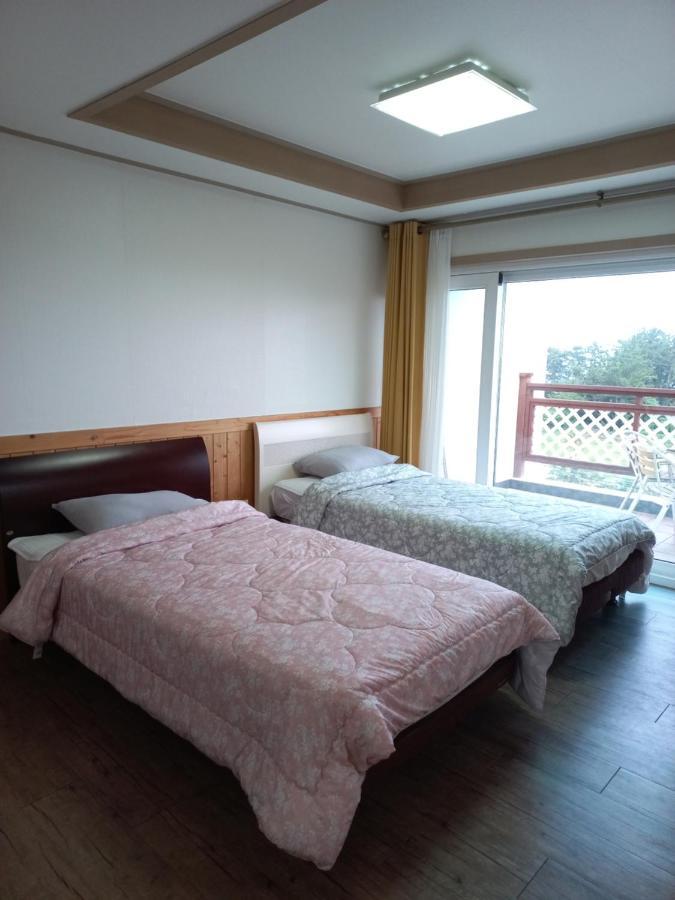 Good Day Pension Seogwipo Dış mekan fotoğraf