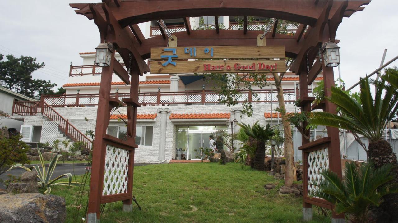 Good Day Pension Seogwipo Dış mekan fotoğraf